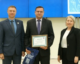 Сахалинское кинодосуговое объединение вошло в тройку победителей конкурса «Лучший коллективный договор»